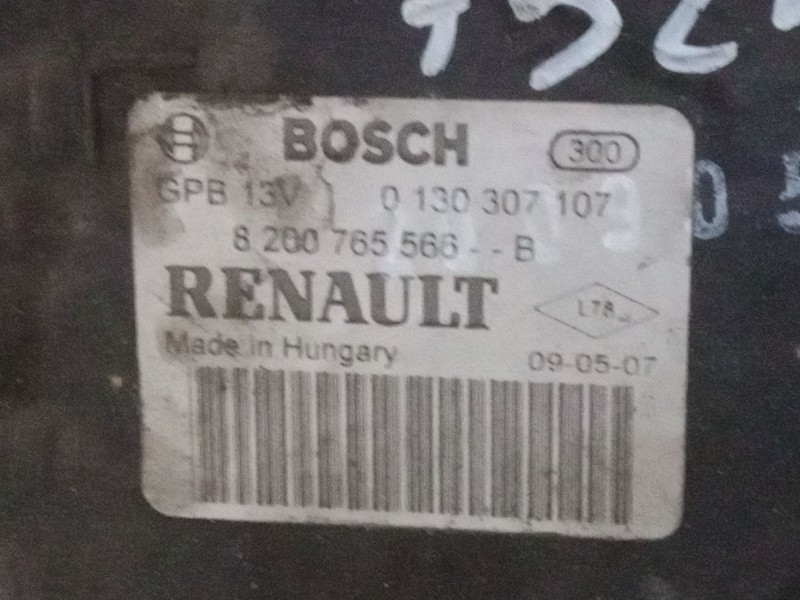 Recambio de electroventilador para dacia sandero 1.5 dci referencia OEM IAM 8200765566B  0130307107