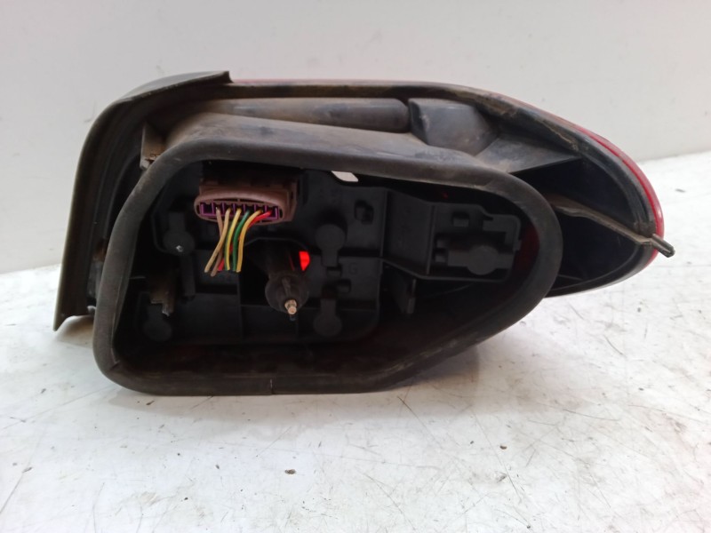 Recambio de piloto trasero izquierdo para citroën xsara (n1) 1.6 i referencia OEM IAM   