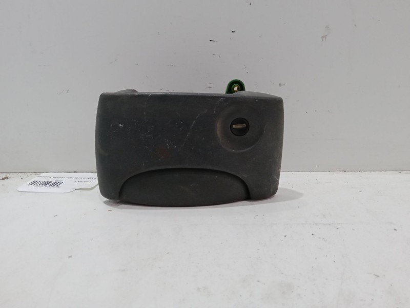 Recambio de maneta exterior puerta trasera derecha para renault kangoo (kc0/1_) d 65 1.9 (kc0e, kc02, kc0j, kc0n) referencia OEM