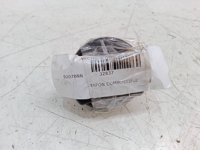 Recambio de tapon combustible para opel vectra b hatchback (j96) 2.2 dti 16v (f68) referencia OEM IAM   