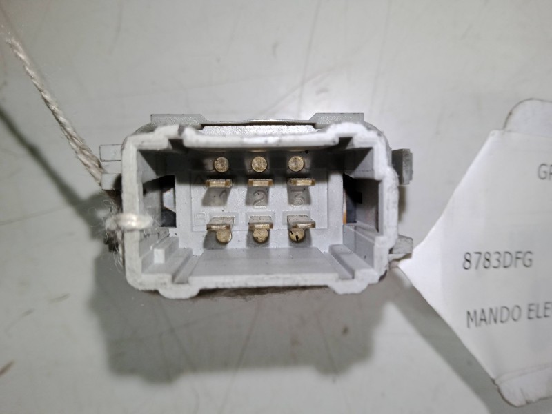 Recambio de mando elevalunas delantero derecho para renault grand scénic ii (jm0/1_) 1.5 dci (jm02, jm13) referencia OEM IAM   