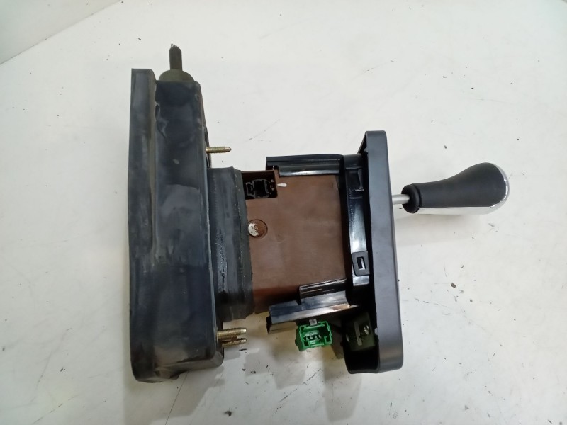 Recambio de palanca cambio para peugeot 407 coupé (6c_) 2.7 hdi referencia OEM IAM   