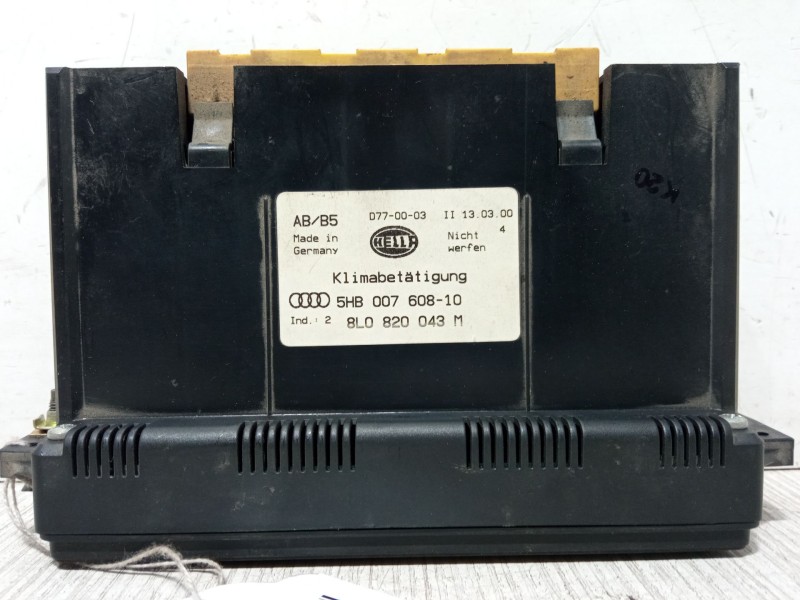 Recambio de mando climatizador para audi a3 (8l1) 1.9 tdi referencia OEM IAM 8L0820043M  5HB00760810