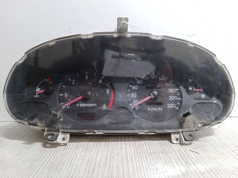 Recambio de cuadro instrumentos para hyundai lantra ii station wagon (j-2) 1.9 d referencia OEM IAM    Recambio de cuadro instrumentos para hyundai lantra ii station wagon (j-2) 1.9 d referencia OEM IAM