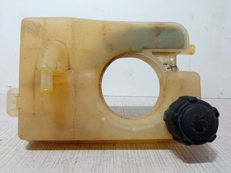Recambio de botella expansion para renault twingo i (c06_) 1.2 16v (c06c, c06d, c06k) referencia OEM IAM    Recambio de botella expansion para renault twingo i (c06_) 1.2 16v (c06c, c06d, c06k) referencia OEM IAM
