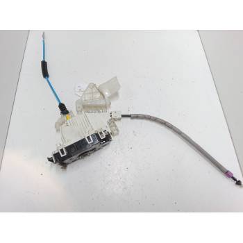CERRADURA PUERTA DELANTERA DERECHA A2047201835 