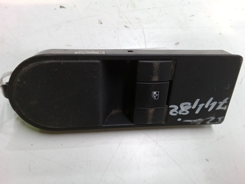 Recambio de mando elevalunas delantero derecho para opel astra h (a04) 1.9 cdti (l48) referencia OEM IAM   