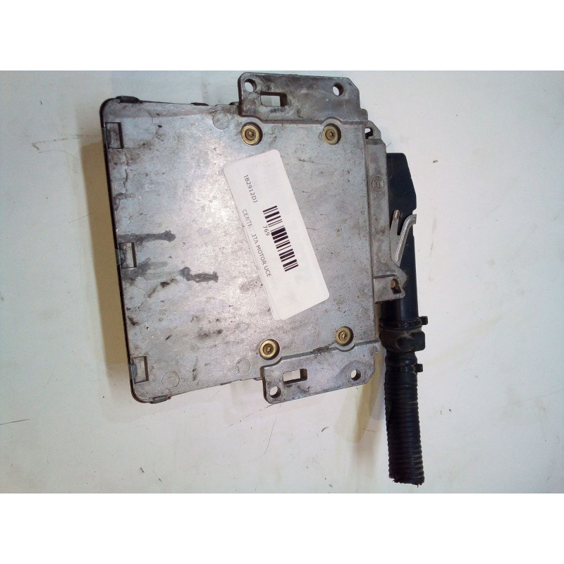Recambio de centralita motor uce para land rover freelander i (l314) 2.0 di 4x4 referencia OEM IAM   