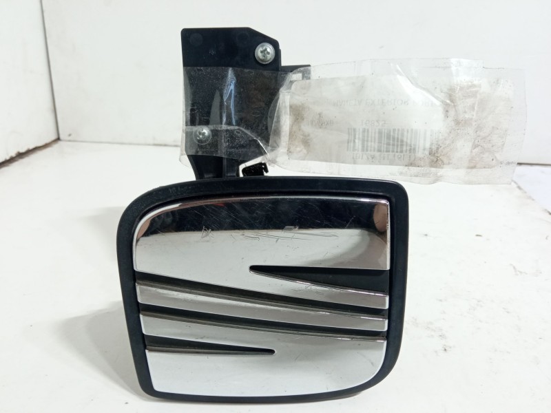 Recambio de maneta exterior porton para seat ibiza iii (6l1) 1.9 tdi referencia OEM IAM 1M5862159C 1M0 959 781 A 