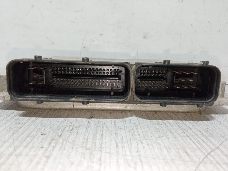 Recambio de centralita motor uce para audi a3 (8l1) 1.9 tdi referencia OEM IAM 038906012A  0281010120