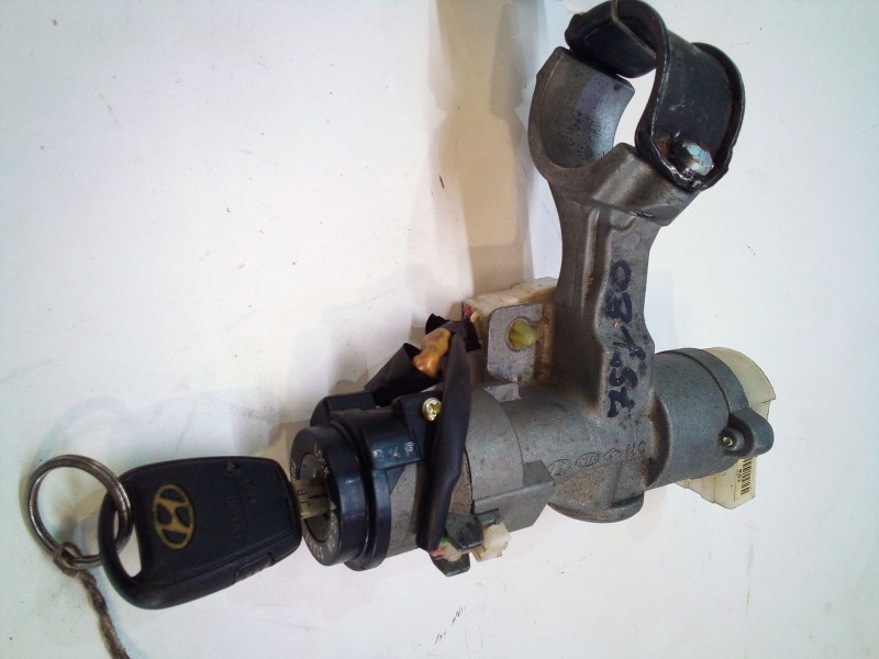 Recambio de clausor para hyundai accent iii sedán (mc) 1.5 crdi gls referencia OEM IAM   