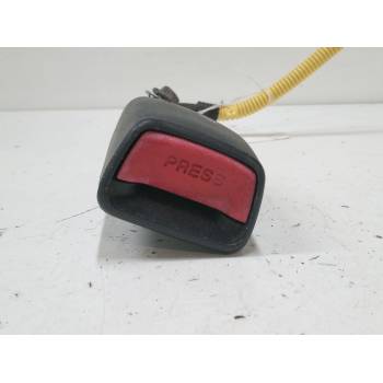 ANCLAJE CINTURON DELANTERO DERECHO 08111813 