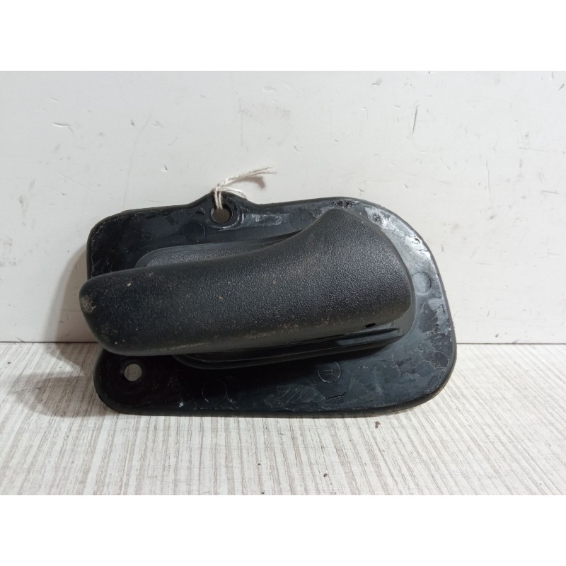 Recambio de maneta interior puerta delantera derecha para opel corsa b (s93) 1.0 i 12v (f08, f68, m68) referencia OEM IAM 903886