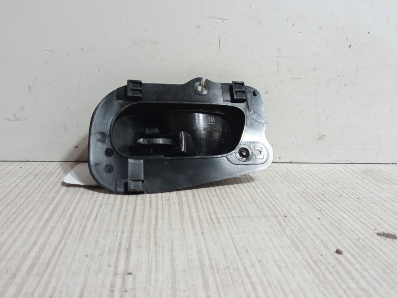 Recambio de maneta interior puerta delantera derecha para opel corsa b (s93) 1.0 i 12v (f08, f68, m68) referencia OEM IAM 903886