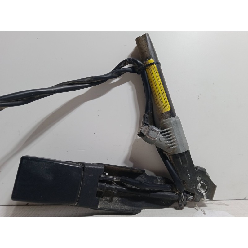 Recambio de anclaje cinturon delantero izquierdo para renault kangoo (kc0/1_) d 65 1.9 (kc0e, kc02, kc0j, kc0n) referencia OEM I