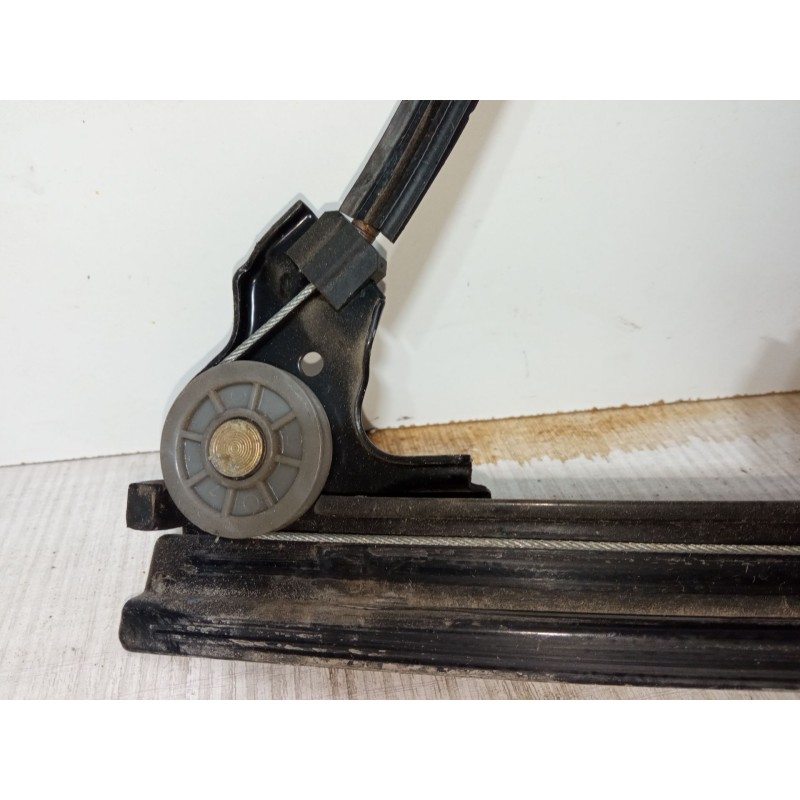 Recambio de elevalunas electrico delantero derecho para seat cordoba (6k1, 6k2) 1.0 i referencia OEM IAM FC696A/L2-16  