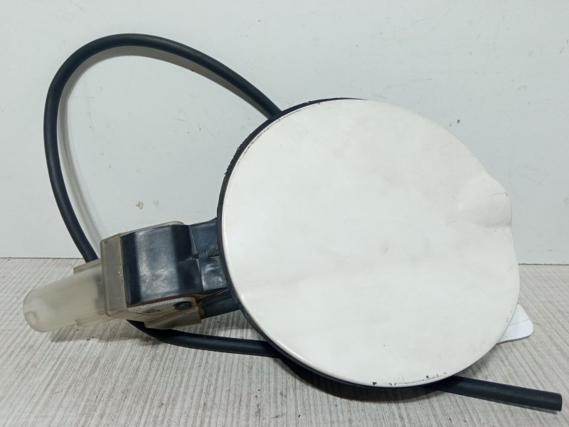 Recambio de tapa exterior combustible para peugeot bipper tepee 1.4 hdi referencia OEM IAM 1353354080  