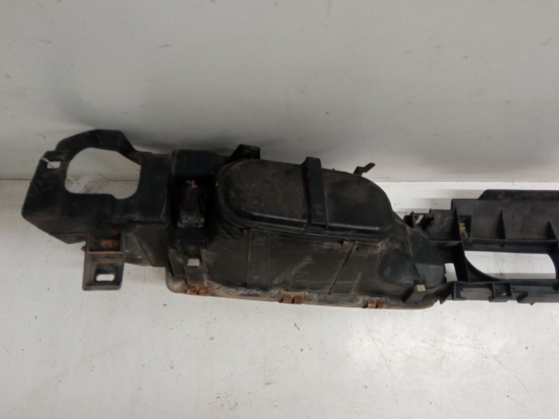 Recambio de faro delantero para ford mondeo i sedán (gbp) 1.8 td referencia OEM IAM   