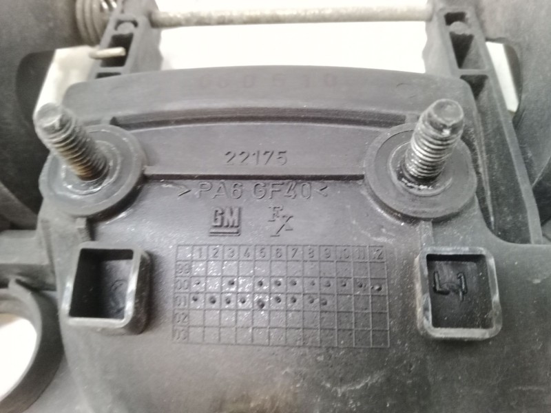 Recambio de maneta exterior puerta delantera izquierda para opel corsa c (x01) 1.2 (f08, f68) referencia OEM IAM   