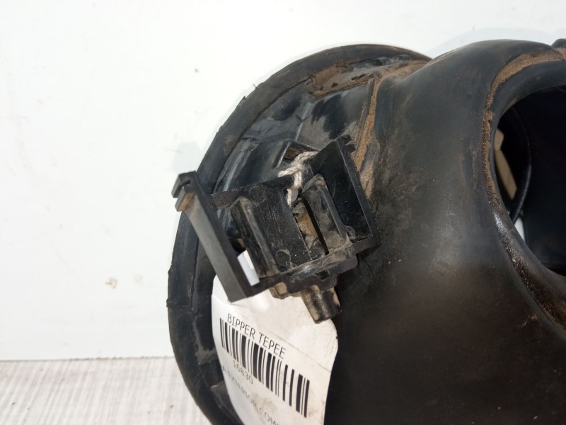 Recambio de tapa exterior combustible para peugeot bipper tepee 1.4 hdi referencia OEM IAM 1353354080  