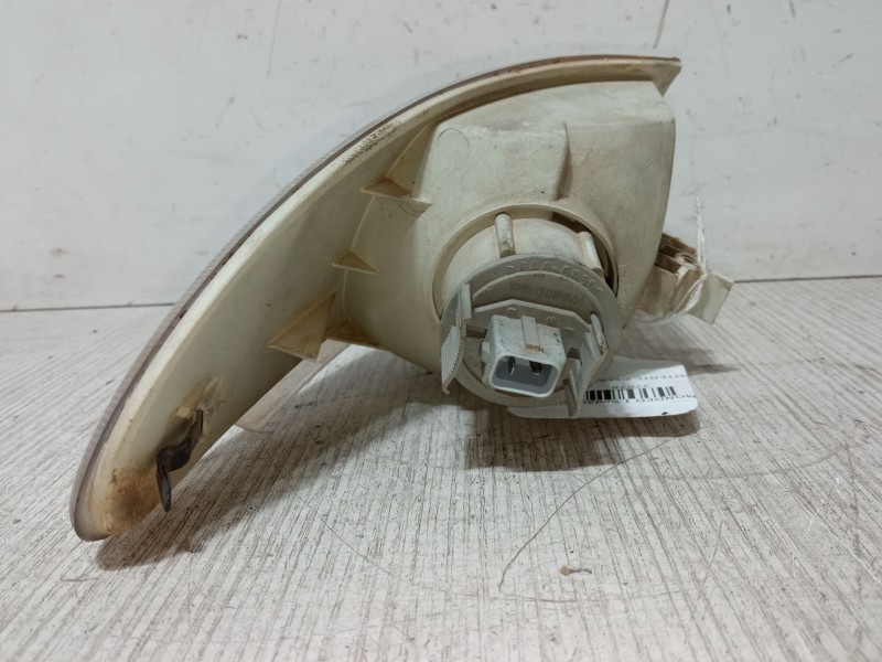Recambio de intermitente delantero izquierdo para ford mondeo i sedán (gbp) 1.8 td referencia OEM IAM   