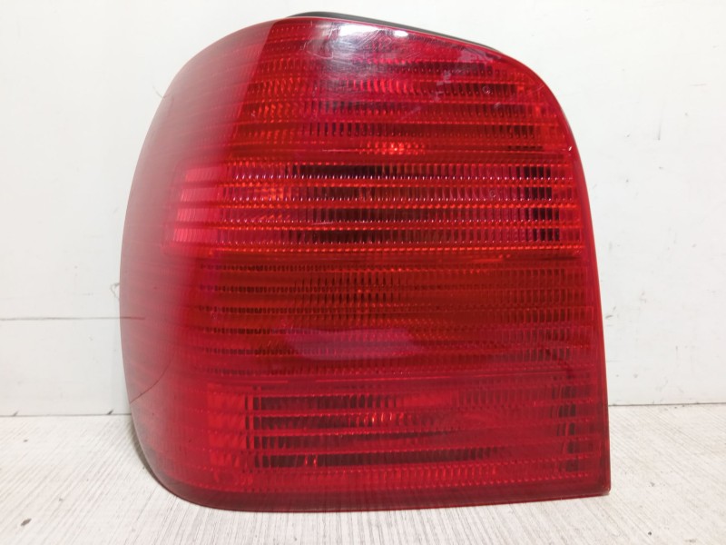 Recambio de piloto trasero izquierdo para volkswagen polo (6n2) 1.4 referencia OEM IAM   