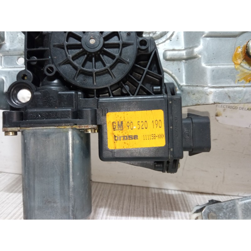 Recambio de elevalunas electrico delantero izquierdo para opel corsa b (s93) 1.0 i 12v (f08, f68, m68) referencia OEM IAM GM9052
