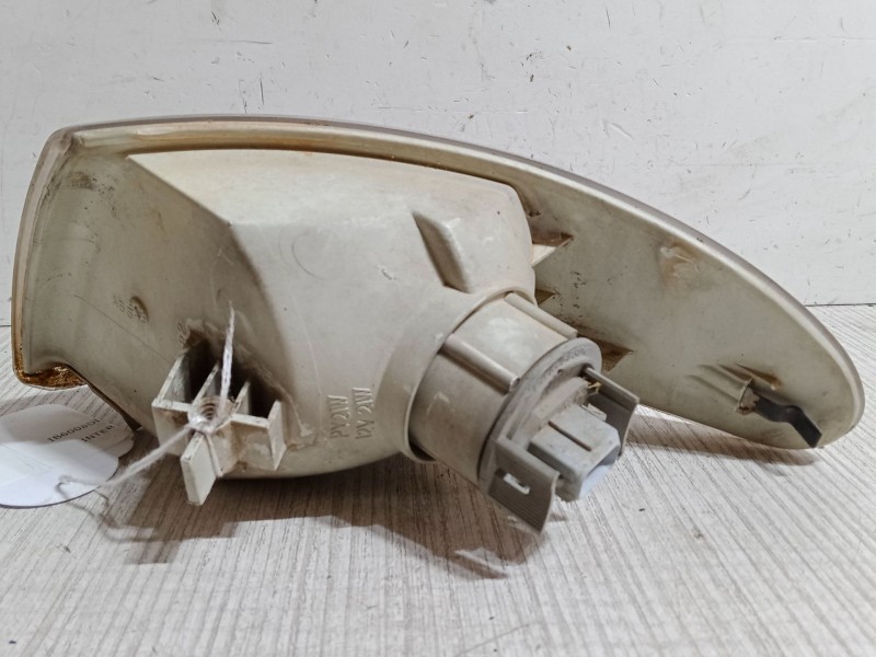 Recambio de intermitente delantero derecho para ford mondeo i sedán (gbp) 1.8 td referencia OEM IAM   