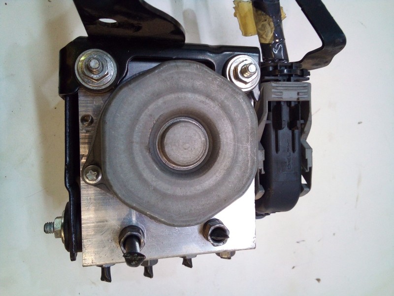 Recambio de abs para renault clio iv (bh_) 1.5 dci 90 referencia OEM IAM 476601842R  