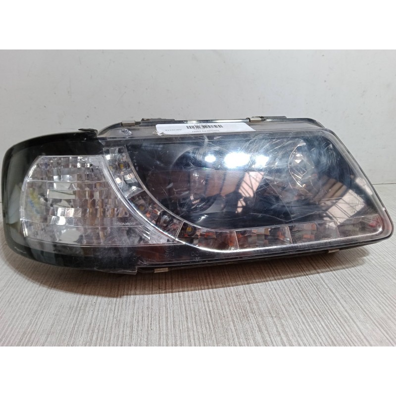 Recambio de faro derecho para audi a3 (8l1) 1.9 tdi referencia OEM IAM   