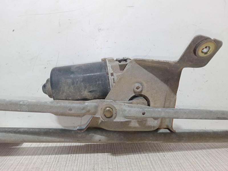 Recambio de motor limpia delantero para volkswagen polo (6n2) 1.4 referencia OEM IAM 0390241178  
