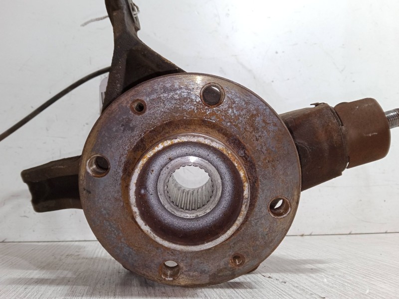 Recambio de mangueta delantera izquierda para peugeot 307 (3a/c) 1.6 16v referencia OEM IAM   