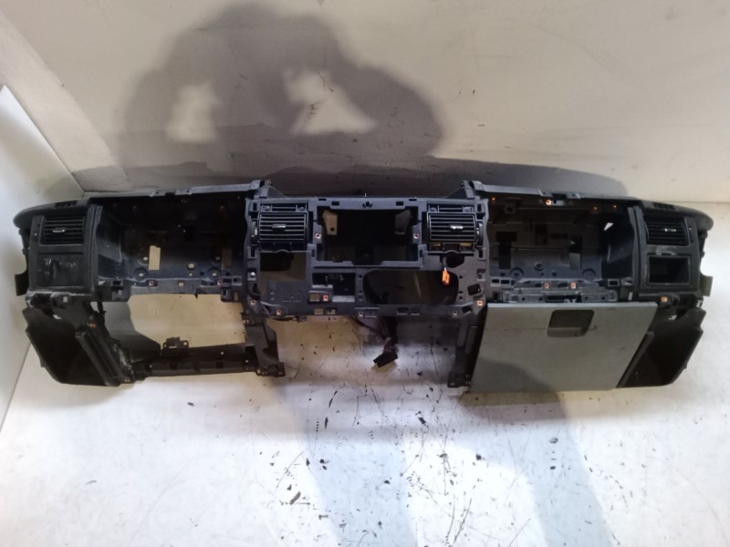 Recambio de salpicadero para renault megane iii hatchback (bz0/1_, b3_) 1.5 dci referencia OEM IAM   