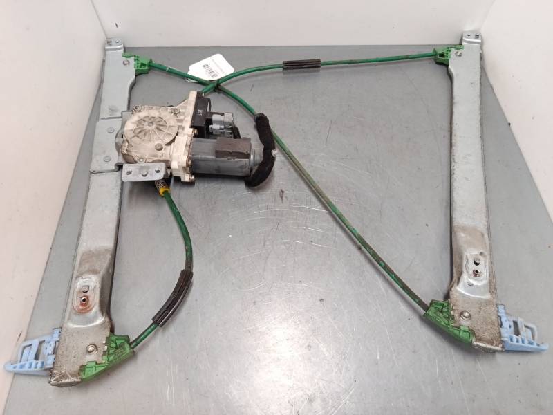 ELEVALUNAS ELECTRICO DELANTERO DERECHO 0206011001 