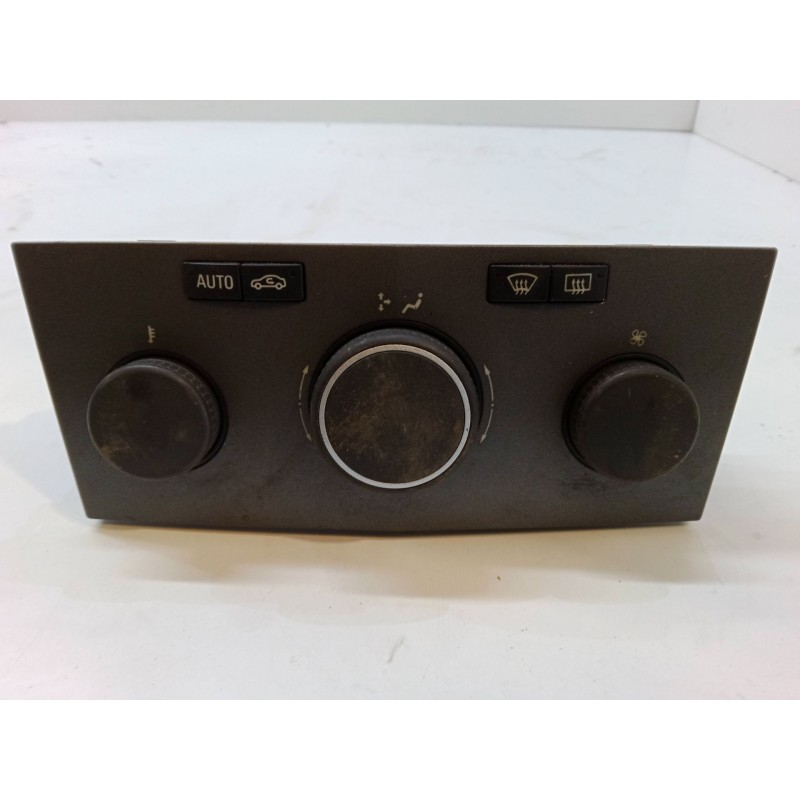 Recambio de mando climatizador para opel astra h (a04) 2.0 turbo (l48) referencia OEM IAM 13122963GC2  90151240