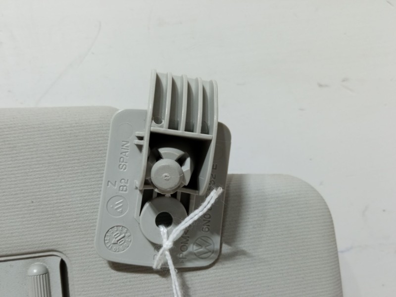 Recambio de parasol derecho para volkswagen polo (6n2) 1.4 referencia OEM IAM   