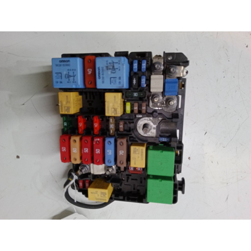 Recambio de caja reles / fusibles para peugeot 308 ii (lb_, lp_, lw_, lh_, l3_) 1.6 hdi / bluehdi 115 referencia OEM IAM BFRM201