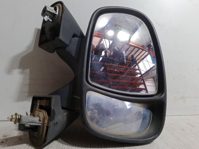 Recambio de retrovisor derecho para opel vivaro a autobús (x83) 1.9 di (f7, j7, a07) referencia OEM IAM   