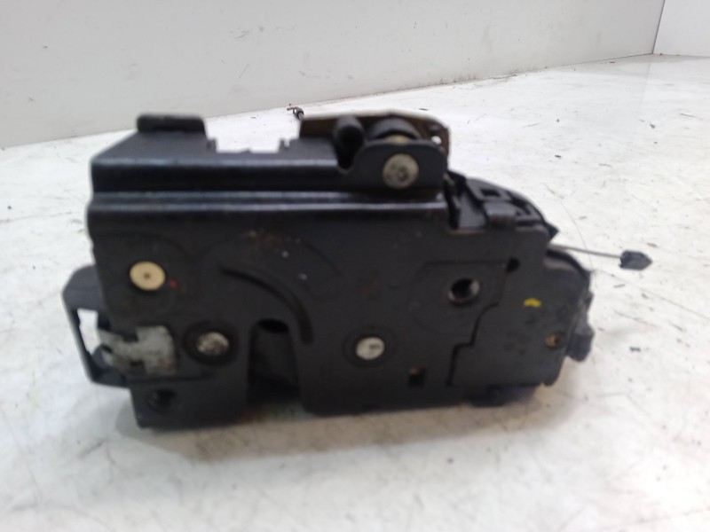 Recambio de cerradura puerta delantera izquierda para volkswagen golf iv (1j1) 1.6 16v referencia OEM IAM   