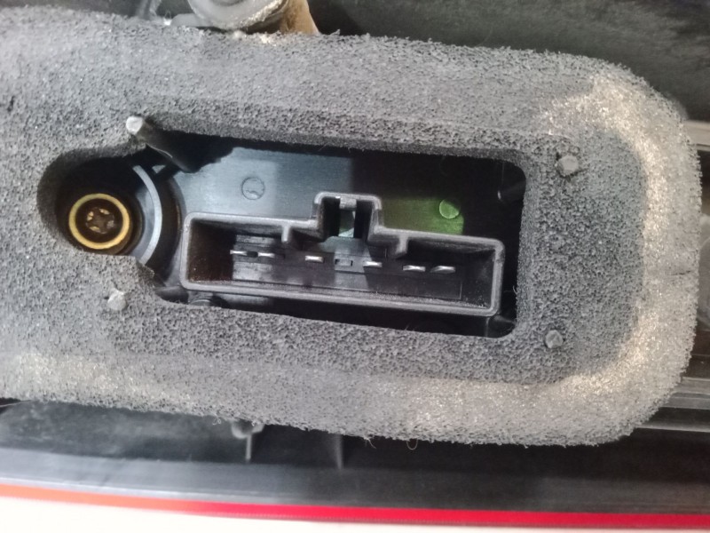 Recambio de piloto trasero izquierdo para ford c-max (dm2) 1.8 tdci referencia OEM IAM   