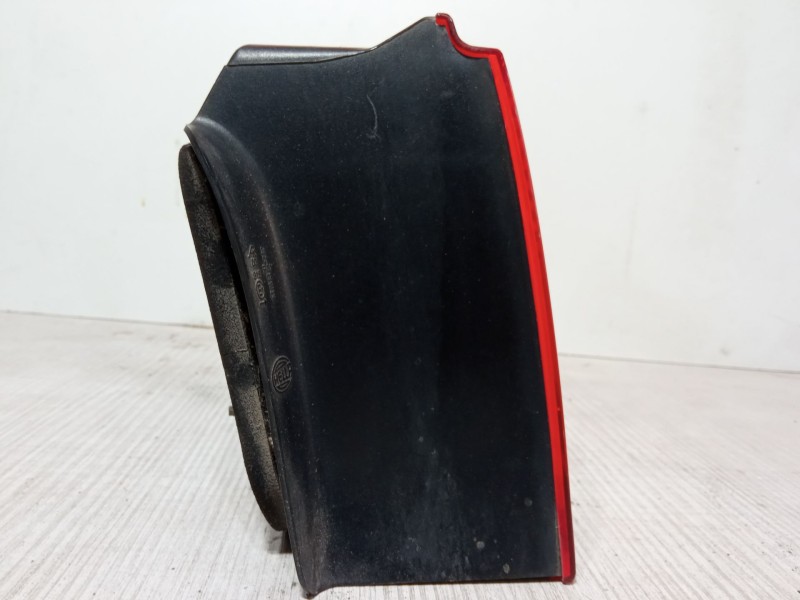 Recambio de piloto trasero derecho para seat ibiza ii (6k1) 1.4 i referencia OEM IAM 6K6945258C  