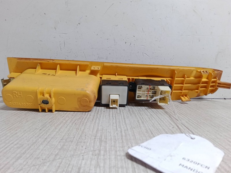 Recambio de mando elevalunas delantero derecho para kia carnival ii (gq) 2.9 crdi referencia OEM IAM   