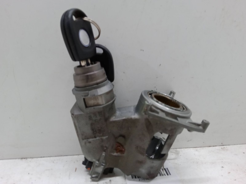 Recambio de clausor para volkswagen polo (6n2) 1.4 referencia OEM IAM   