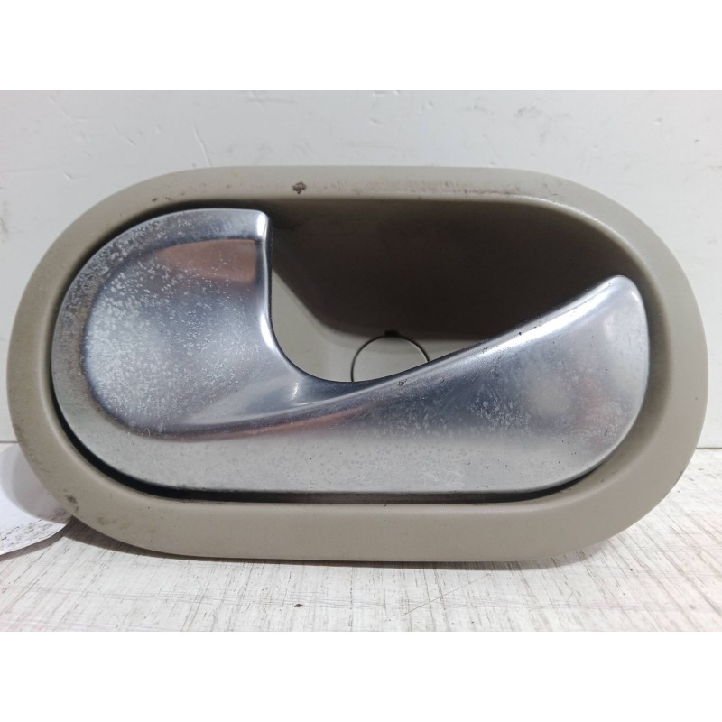 Recambio de maneta interior puerta delantera izquierda para renault grand scénic ii (jm0/1_) 1.9 dci (jm14) referencia OEM IAM  