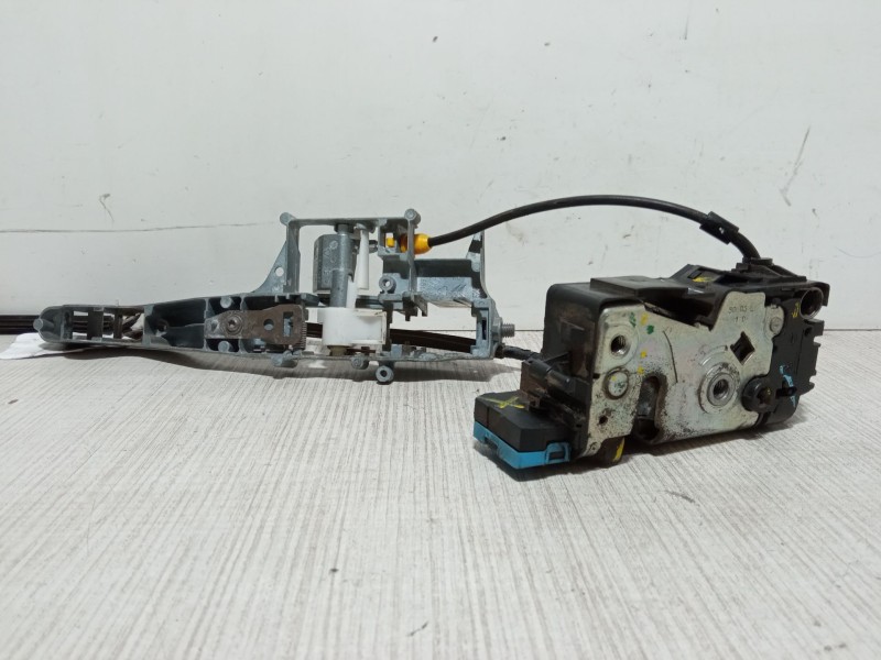 Recambio de cerradura puerta trasera derecha para peugeot 207/207+ (wa_, wc_) 1.6 hdi referencia OEM IAM   