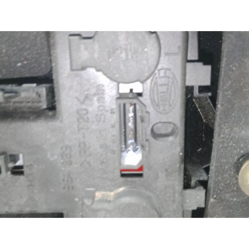 Recambio de piloto trasero izquierdo para seat ibiza ii (6k1) 1.4 i referencia OEM IAM 6k6945257c  
