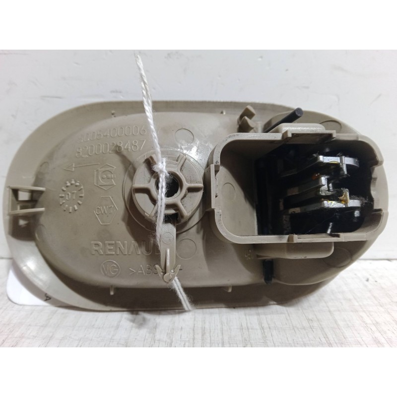 Recambio de maneta interior puerta delantera izquierda para renault grand scénic ii (jm0/1_) 1.9 dci (jm14) referencia OEM IAM  