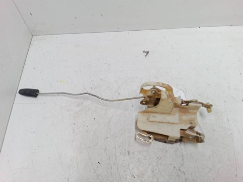 CERRADURA PUERTA DELANTERA IZQUIERDA 