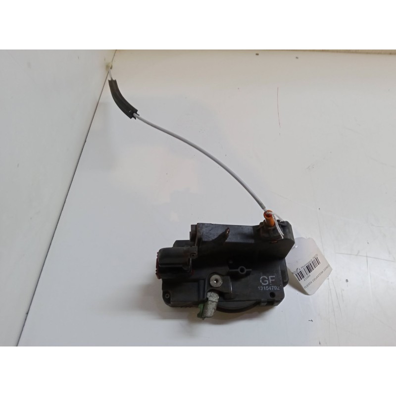 Recambio de cerradura puerta delantera derecha para opel meriva a monospace (x03) 1.6 16v (e75) referencia OEM IAM   