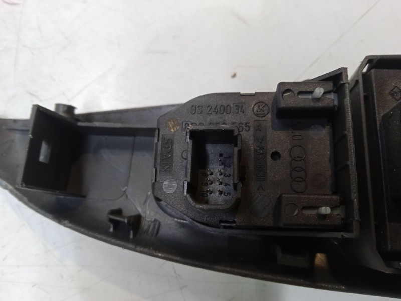 Recambio de mando elevalunas delantero izquierdo para audi a3 (8l1) 1.9 tdi referencia OEM IAM    Recambio de mando elevalunas delantero izquierdo para audi a3 (8l1) 1.9 tdi referencia OEM IAM